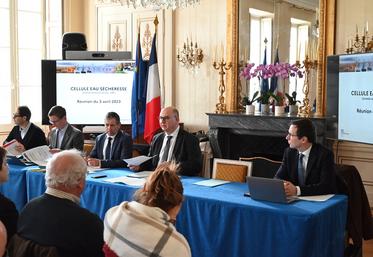 Lundi 3 avril, à Blois. Une cellule eau s'est tenue au sein de la préfecture avec différents acteurs du département.