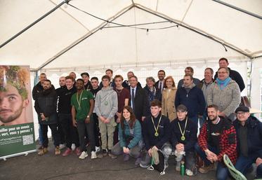 Chailly-en-Brie, samedi 25 mars. Les équipes participantes ont toutes été jusqu'au bout de leur réalisation. Félicitations aux trois premiers, des binômes issus du campus Bougainville, des établissements La Bretonnière et Fénelon. 