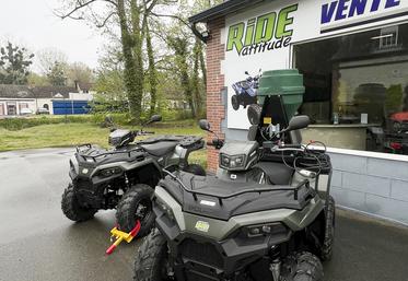Le Sportsman 570 EPS Agri Pro, ici muni d’un distributeur. 