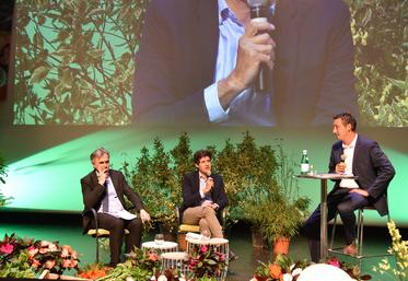 Provins, mardi 30 mai. Table ronde animée par Samuel Vandaele (à d.), en présence d'Eddy Fougier (à g.) et de Julien Denormandie (au c.).