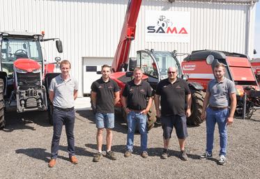 Jeudi 15 juin, à Vernouillet. L'équipe de la Sama, dirigée par Adrien Planquette (à g.), s'engage à être aux côtés de ses clients.