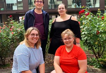 Les 26 et 27 juin, à Paris. Trois des six départements de la région étaient représentés, ainsi que l'échelon régional, au séminaire du réseau JA.