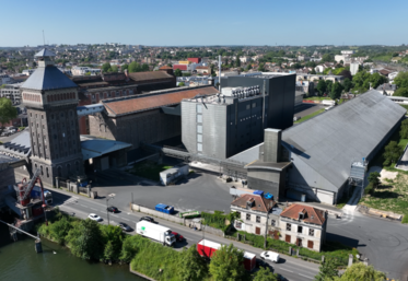 Ancien et nouveau sites en bordure de Seine.