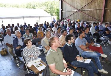 Au Val-Saint-Germain (Essonne), vendredi 23 juin lors de l'assemblée générale du Caerif.