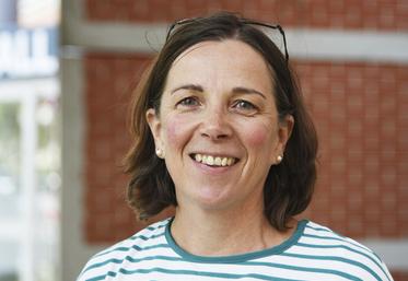 À la fois membre de FranceAgriTwittos, Nathalie Dedieu est également responsable de la communication digitale chez Semae.