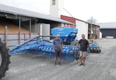 À Orbigny (Indre-et-Loire), même si les deux céréaliers du Gaec de Beauchene ont une stratégie arrêtée quant à la gestion du travail du sol, ils se laissent la possibilité d’adapter leurs pratiques en fonction de l’année et ses conditions météorologiques.