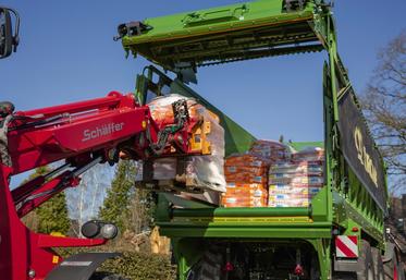 Polyvalentes, les remorques Krone GX sont capables de tout transporter, sans compression.