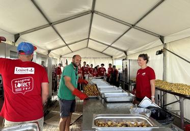 2,5 tonnes de pommes de terre grenailles ont été préparées en cuisine centrale.