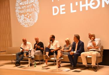 Paris, jeudi 7 septembre. De g. à d. : David Tourte, Christophe Lavelle, Édouard Bergeon, Valérie Lacroute, Philippe Mauguin et Philippe Legrand.