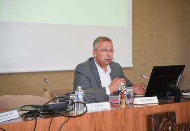 Lundi 18 septembre, à Chartres. Éric Thirouin a présidé la session.