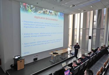 À Saint-Brice-sous-Forêt (Val-d'Oise), vendredi 6 octobre. Le Sdis 95 a dressé un bilan de l'été 2023 dans le cadre de la convention Feux de chaume.