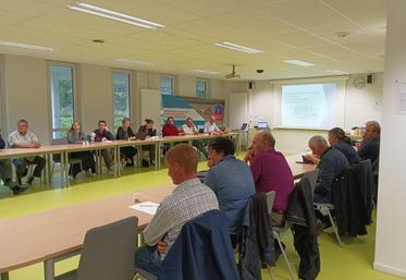 Brie-Comte-Robert, jeudi 21 septembre. Les adhérents à l'OP Elvéa Nos Bovins d'Île-de-France étaient réunis pour la première fois en assemblée générale. 