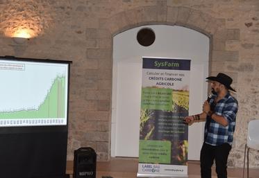 Souppes-sur-Loing, jeudi 12 octobre. Serge Zaka a présenté l'évolution du climat et son incidence sur les cultures.