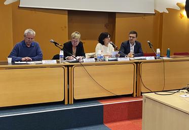 Vendredi 24 novembre, à Orléans (Loiret). Sophie Brocas, préfète de région Centre-Val de Loire, a conclu la session chambre d'Agriculture régionale.