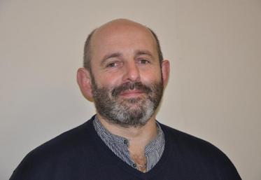 Bruno Dufayet, éleveur dans le Cantal, est investi depuis plusieurs années sur les attentes sociétales au sein d’Interbev.