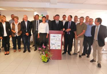 La convention a été signée par une vingtaine de partenaires.