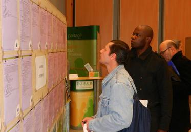 La SARL Oignons Saveurs recrute la moitié de ses saisonniers via ce forum.