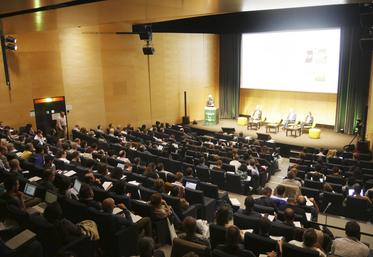 Du 14 au 16 novembre, à Tours (Indre-et-Loire). Environ 600 congressistes provenant de tout l’Hexagone ont fait le déplacement pour évoquer les enjeux de la fertilisation dans les prochaines années.