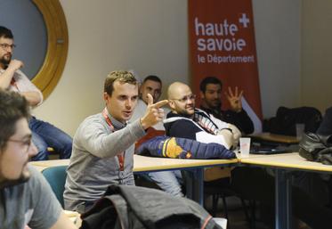 Lors d'un quiz, les Jeunes agriculteurs étaient invités à tester leurs connaissances sur les rôles des chambres d'Agriculture et leurs élections. 