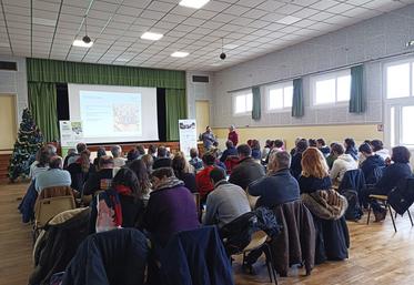 Mardi 5 décembre, à Billy (Loir-et-Cher). Sylvain Boiron, président du Criel* caprin, a ouvert la journée régionale caprine.