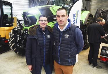 Mardi 19 décembre, à Bouville. Pauline et Rémi Nouvellon ont reçu leurs clients venus profiter des dernières opportunités de la saison.
