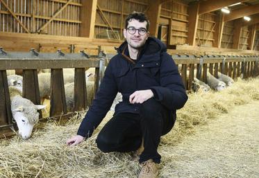 Mathieu Cloup gère dorénavant l'exploitation agricole du Chesnoy.