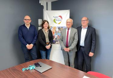 Mardi 20 février, à Dreux. Le président de l'Agglo du Pays de Dreux, Gérard Sourisseau, et ses équipes sont prêts à accompagner la valorisation des biodéchets.