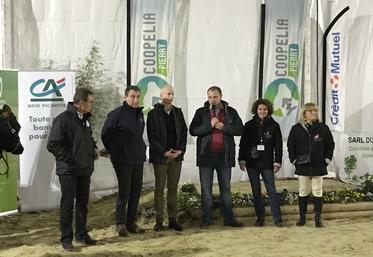 Coulommiers, samedi 23 mars. La remise des prix du concours d’animaux de boucherie de la Foire de Coulommiers, présidé par Philippe Dufour, s’est déroulée en présence du vice-président de la chambre d’Agriculture de région Île-de-France, Guillaume Lefort, du président de Coopélia-Pierry, Nicolas Dalmard, du ministre Franck Riester, de la présidente du comité de foire, Sarah Esmieu, et de la maire de Coulommiers, Laurence Picard.