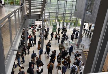 Jeudi 16 mai, à Palaiseau (Essonne). 450 personnes ont assisté au forum CarbonConnect dans les locaux d'AgroParisTech.