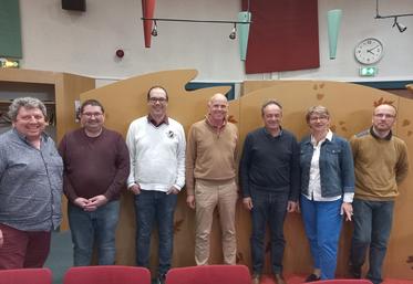 De gauche à droite : François-Xavier Rone, Alexandre Cerveau, Benoit Perrochon, Nicolas Sterlin, Bertrand Petit, Frédérique Alexandre et David Faucheux.