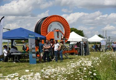 Jeudi 6 juin, à Épieds-en-Beauce. Pour les 50 ans du GDA Loire-Beauce, 170 personnes ont fait le déplacement le matin, et autant l’après-midi.