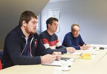 Mercredi 19 juin, à Chartres. La FNSEA et Jeunes agriculteurs d'Eure-et-Loir ont rencontré la DDT au sujet des aides bio et MAEC qui n'ont toujours pas été payées.