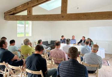 Lundi 17 juin, au Plessis-Gassot (Val-d’Oise). L'assemblée générale du syndicat du Pays de France s'est déroulée dans un contexte particulier.