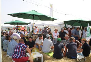 La convivialité sera le maître mot du week-end. Tous les agriculteurs sont attendus sur le stand de la FNSEA 45 et des JA Loiret pour un moment de partage et d'écoute.