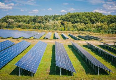 Depuis avril dernier, un décret encadre les conditions d’implantation des installations photovoltaïques sur les espaces agricoles, naturels et forestiers.