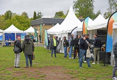 Une quarantaine d’exposants étaient présents pour échanger avec les visiteurs.