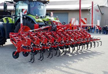 La bineuse Transformer VF propose des réglages rapides et une plus grande hauteur de levage.