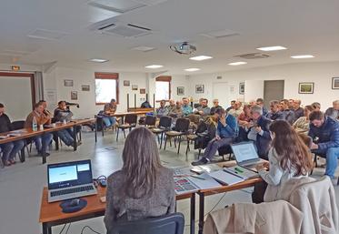 Vendredi 10 janvier, à Étampes (Essonne). Les syndicats agricoles de Beauce-Gâtinais et d’Hurepoix-Étampois ont tenu une assemblée générale conjointe.