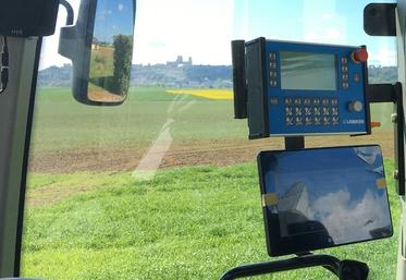 Le GPS optimise le passage du pulvérisateur et est un prérequis pour l’agriculture de précision.
