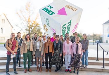 Dix-sept agricultrices ont été photographiées dans leur quotidien
