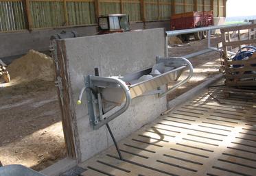 Mieux vaut des faibles réserves avec de gros débits, car l’eau qui stagne devient vite un bouillon de culture. 