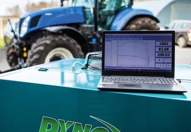 Bon nombre d'agriculteurs font appel à la reprogrammation pour gagner en puissance et/ou en couple. Certains prestataires comme Sport System proposent aux agriculteurs de remettre la programmation d'origine s'ils le souhaitent, par exemple en amont de la revente du véhicule.