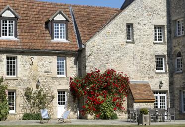 La Pommeraie, gîte le plus spacieux avec ses 300 m2, capable d’accueillir 16 personnes.