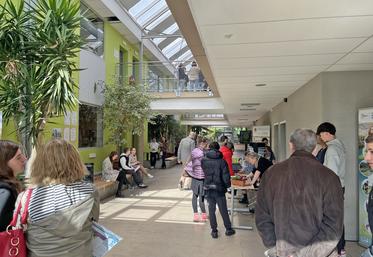 Les visiteurs étaient nombreux tout au long de la journée pour découvrir les formation proposées par le CFA agricole de Bellegarde. 