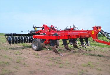 Les décompacteurs à dents de type Michel travaillent davantage par fragmentation.