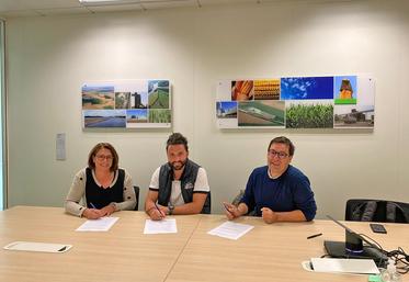 Lundi 12 mai, à Olivet. La convention entre les JA et Axéréal a été renouvelée pour encourager les jeunes à entreprendre.