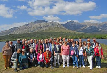 Du 6 au 13 mai, 45 membres de la SDAE ont participé à un circuit touristique en Irlande.