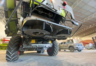 Le SCU peut être raccordé sur différentes machines (ici une Claas Lexion 8800), mais pas toutes…