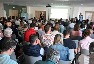 Vendredi 13 juin, à Maintenon. Le syndicat avicole Malvoisine a tenu son assemblée générale dans une salle comble. 