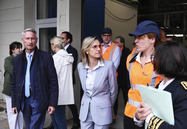 Lundi 7 juillet, à Orléans. La ministre de la Transition écologique a fait le point avec les agents du BRGM sur la situation hydrique. 